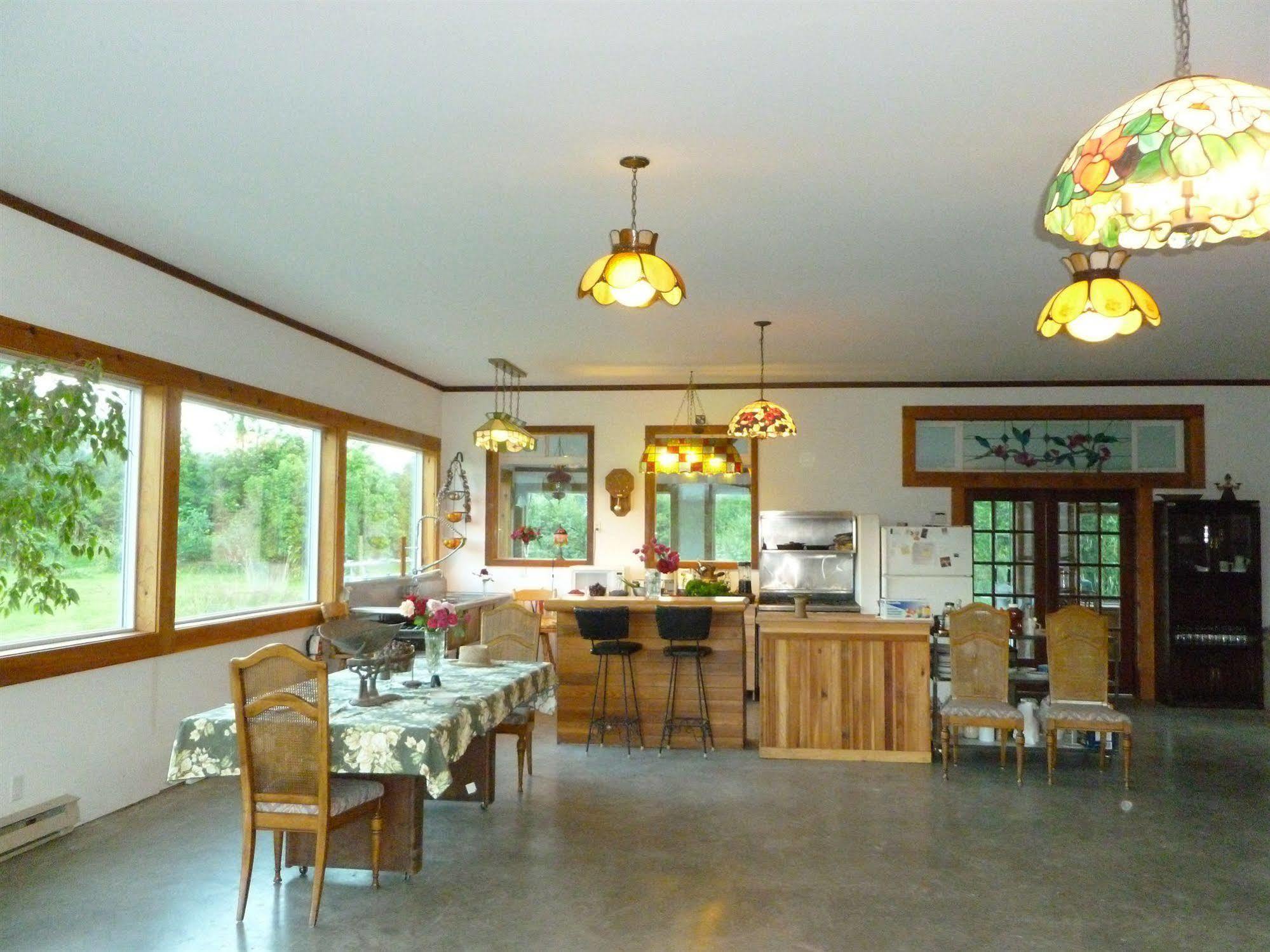 Harrison Hammond House Farmstay Harrison Mills Exterior foto